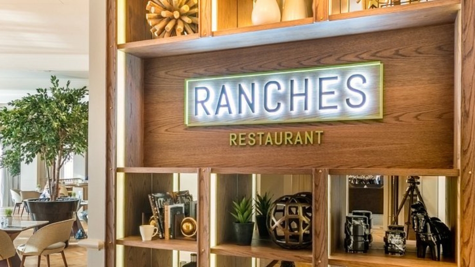 Arabian Ranches Golf Club Restaurant