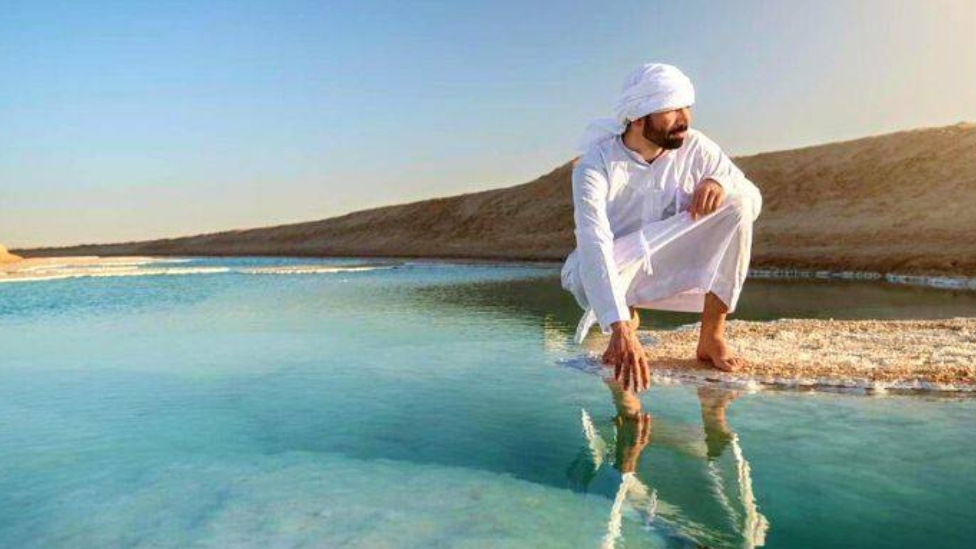 Mystery Behind Salt Lake Abu Dhabi